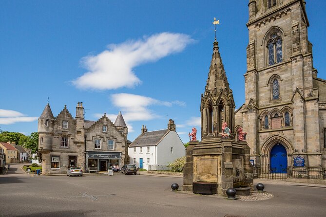Castles and Outlander Day Tour From Glasgow - Falkland for lunch and Jamie’s ghostly appearance