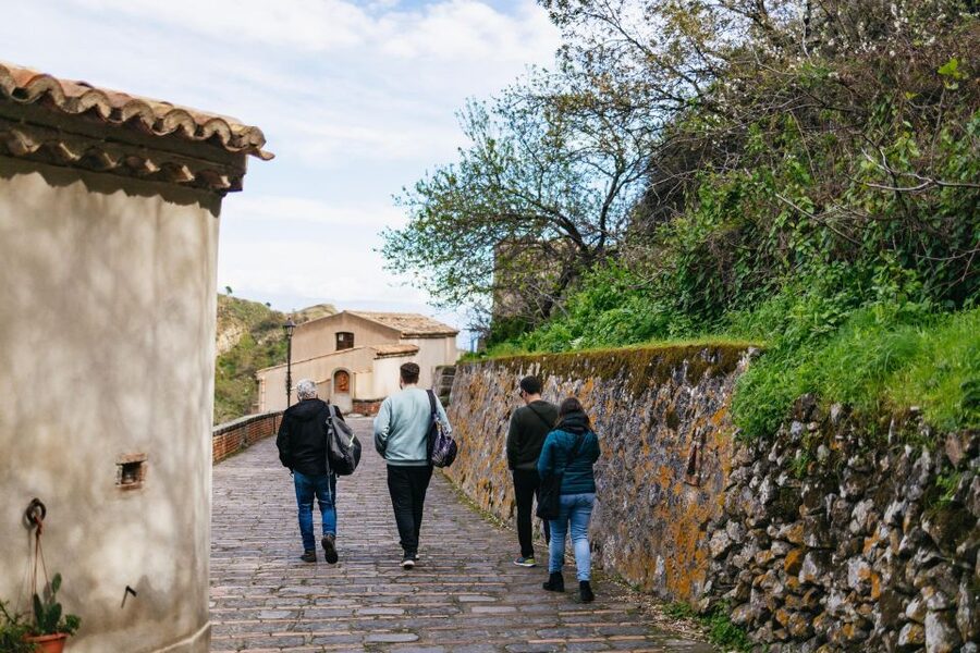 Catania/Taormina: The Godfather Filming Locations Tour - Guides who make the difference