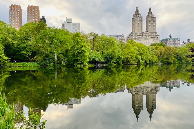 Central Park Film Spots Pedicab Tour - Strawberry Fields and the John Lennon memorial