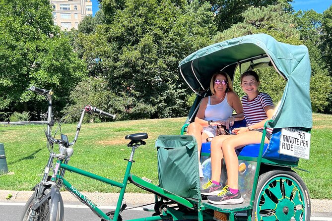 Central Park Movie Locations and Celebrity Homes Pedicab Tour - Wollman Rink and the Central Park opening scenes