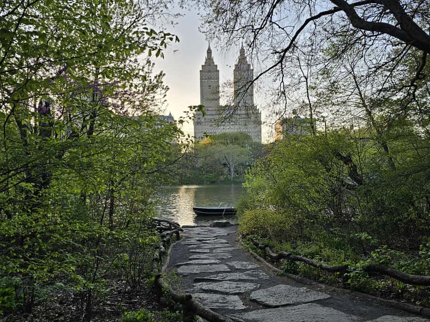 Central Park, NY: Nature, Architecture and Movie Scenes Tour - Bethesda Fountain and the park’s best-known water views