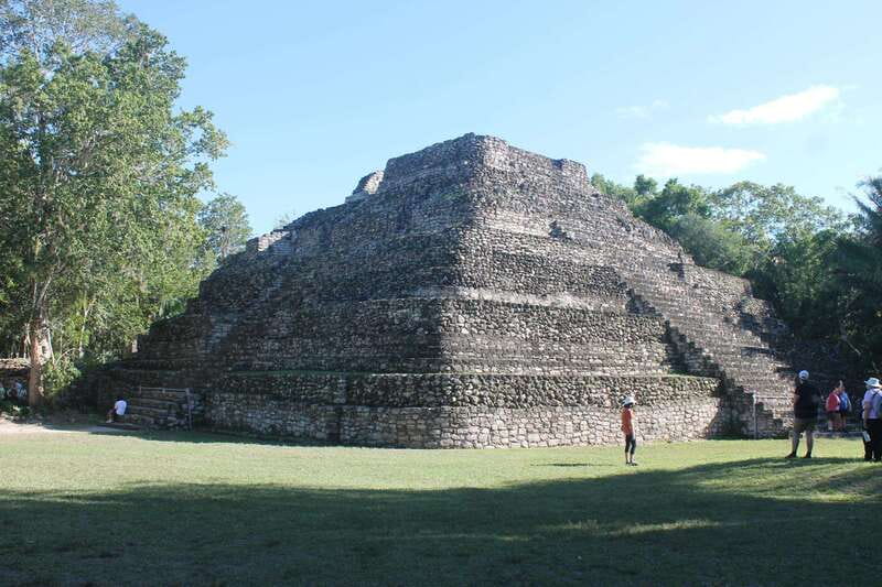 Chacchoben Maya Ruins & Mexican Lunch at the Beach (Combo) - Chacchoben temples after a 55-minute ride