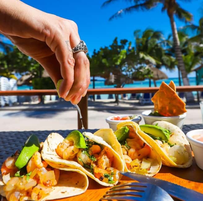 Chacchoben Maya Ruins & Mexican Lunch at the Beach (Combo) - The Mahahual stop: lunch, swimming, and mixed beach conditions