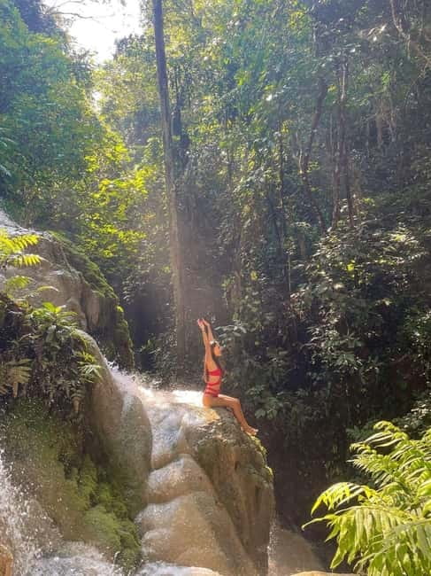 Chiang Mai Sticky Waterfall Adventure-Climb Like Spider-Man! - Why Bua Thong feels different from an ordinary waterfall