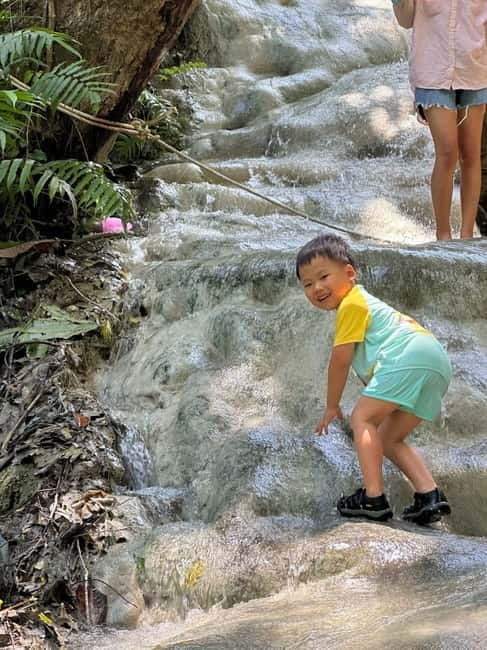 Chiang Mai Sticky Waterfall Adventure-Climb Like Spider-Man! - Reaching the Sticky Waterfall