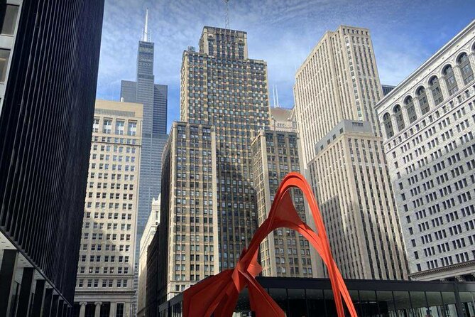 Chicago Gangsters and Movies Tour - Stop 1: Chicago Riverwalk at 238 North State Street