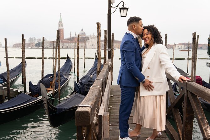 Cinematic Photoshoot in Venice: Capture Venice Hidden Gems - Santa Maria della Salute and the closing portraits