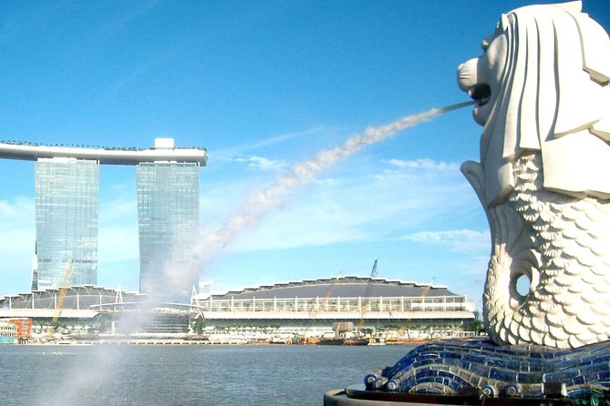 City Tour+Gardens by the Bay(FlowerDome&JurassicWorld) Transfers - Thian Hock Keng Temple in Chinatown