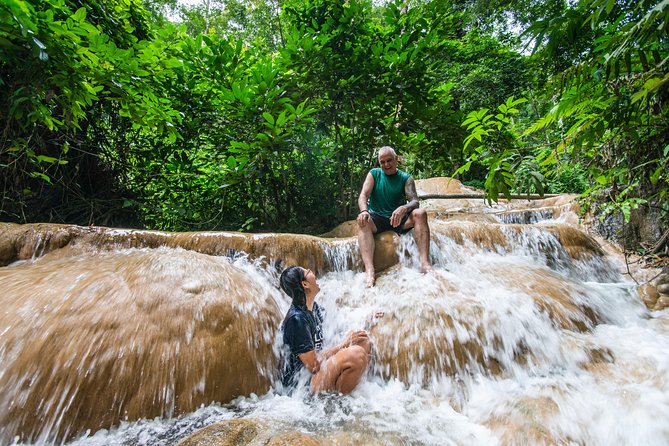 Climb Sticky Waterfall Like a Spiderman - A local Thai brunch after the climb