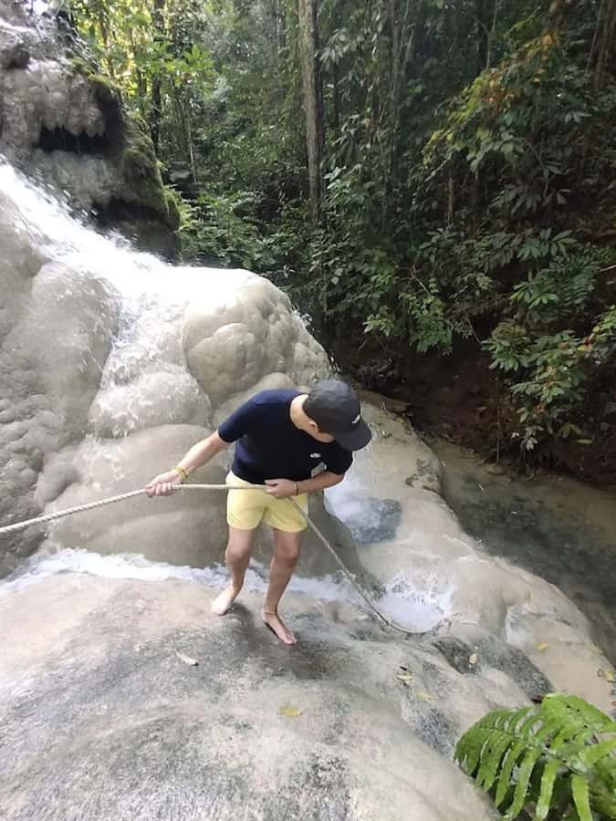 Climb Sticky Waterfall Like Spiderman - What the guide adds to the experience
