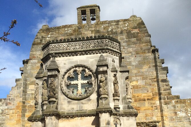 Codebreakers' Choice: Rosslyn Chapel & Da Vinci Code - Castlelaw Hill Fort and the ancient Pentlands