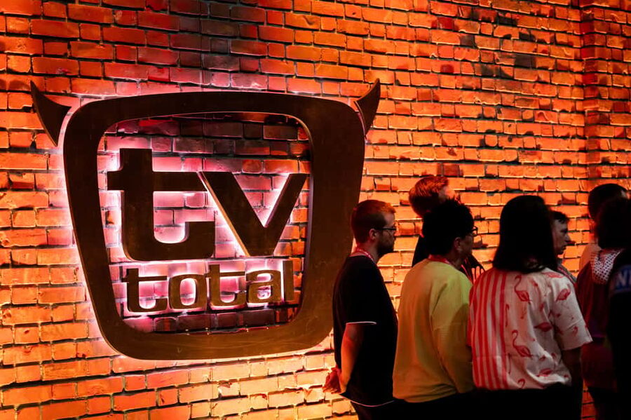 Cologne: 1-hour TV studio tour - A look behind the scenes - From TV Total to Schlag den Star
