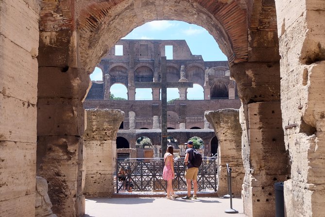 Colosseum Arena Floor, Roman Forum & Palatine Hill Tour - Meeting point, identification, and what to bring