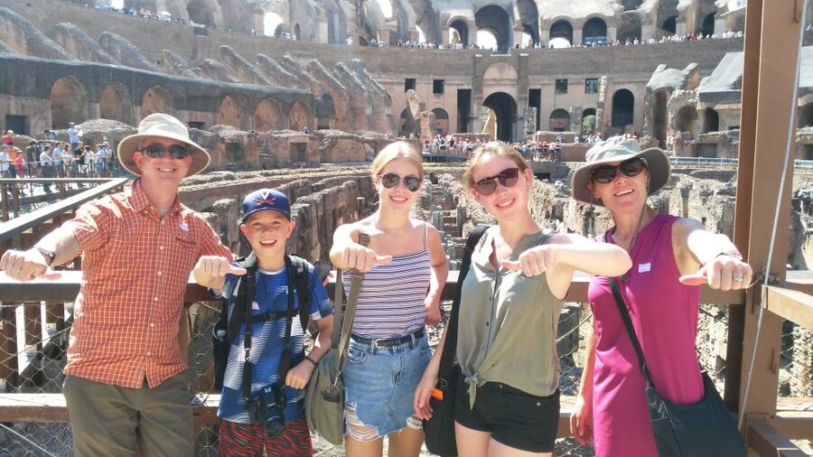 Colosseum Gladiators Gate & Arena Express Guided Tour - What your one hour includes, and what it does not