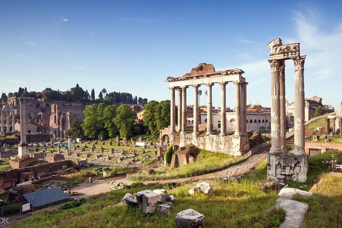 Colosseum Guided Tour with Special Access to the Gladiator Arena - One hour inside the Colosseum