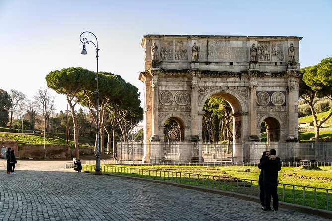 Colosseum & Roman Forum with Gladiator Arena For Kids & Families - What the private format means for your family