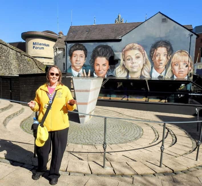 Derry: Guided Derry Girls TV Show Public Tour - Pump Street and Mary’s plumbing adventure