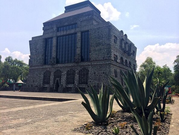 Diego Rivera Studio & UNAM Murals Tour with Admission Tickets - Key points to know before booking