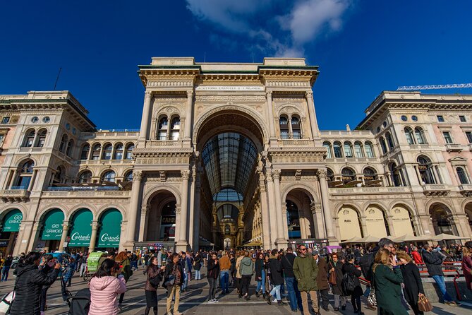 Discover Milan's Marvels: Last Supper, Duomo & Secret Gems Tour - Piazza Mercanti reveals medieval Milan