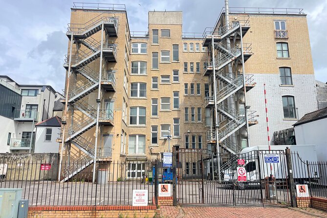 Doctor Who Cardiff Bay Walking Tour - Who will enjoy this Cardiff Bay tour?