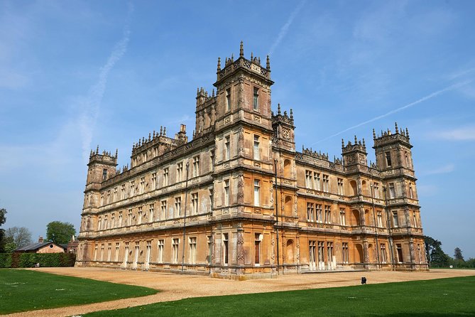 Downton Abbey and Village Coach Tour from London with Highclere - Starting at Gloucester Road at 9:30 a.m.