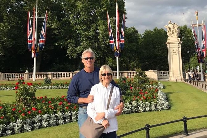 Downton Abbey London Filming Locations: Private Half-Day Tour - Notting Hill, Hyde Park, and Kensington Gardens