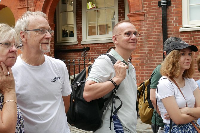 Downton Abbey London Walking Tour - What the guide adds to the experience