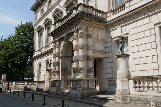 Downton Abbey Town and Country Tour from London by Private Black Taxi - Is the $683.68 Price Fair?