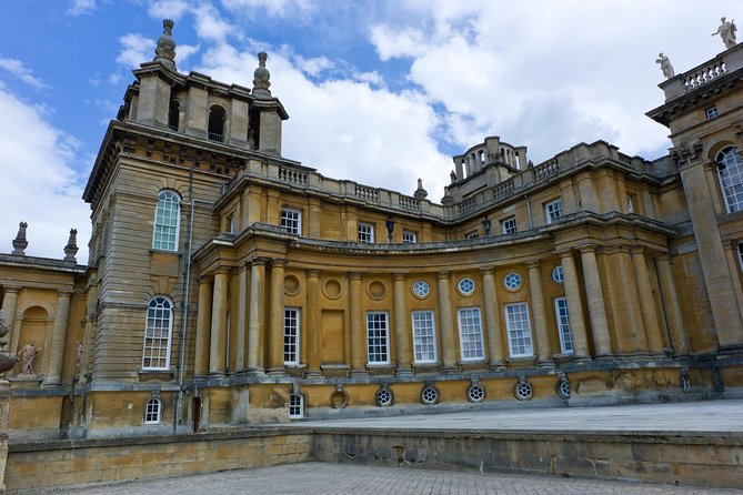 Downton Abbey Village, Blenheim Palace and Cotswolds Day Trip from London - Bampton and the Downton Abbey connection