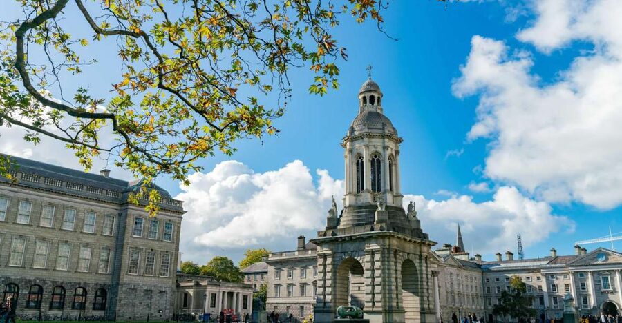 Dublin City Walking Tour, Vikings, St. Partick, Highlights - St Stephen’s Green adds space and a little local drama