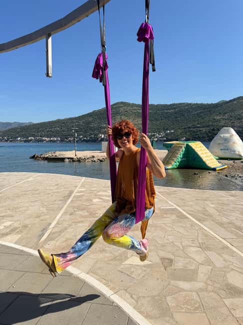 Dubrovnik: Private Aerial Fitness Class on the Beach - Floating above Copacabana Beach