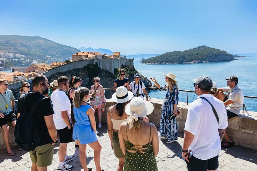 Dubrovnik: The Original Game of Thrones Tour & Lokrum Option - What makes the guides important