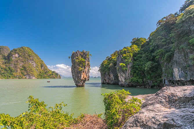 Early Bird James Bond Island and Elephant Sanctuary from Khaolak - Lunch before the elephant sanctuary