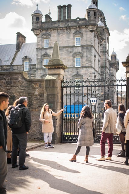 Edinburgh: Harry Potter Tour & Amazing Illusions Experience - The rooftop terrace and Edinburgh views