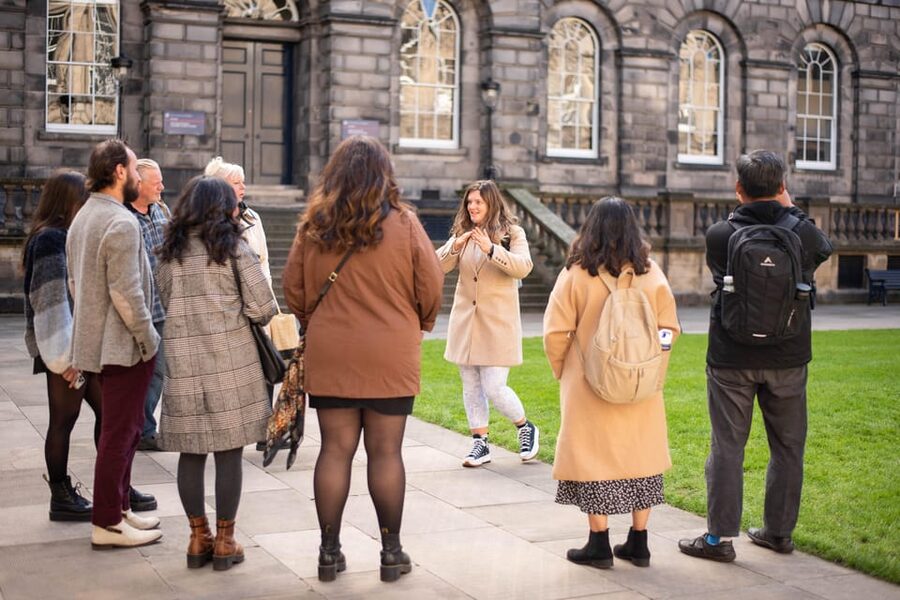Edinburgh: Harry Potter Wizarding Walking Tour (Private) - Old College and the Hogwarts Feeling