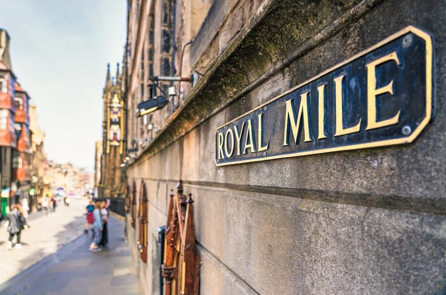 Edinburgh - Magical Harry Potter Highlights & Wizards Tour - The Royal Mile, Mercat Cross, and St. Giles’ Cathedral