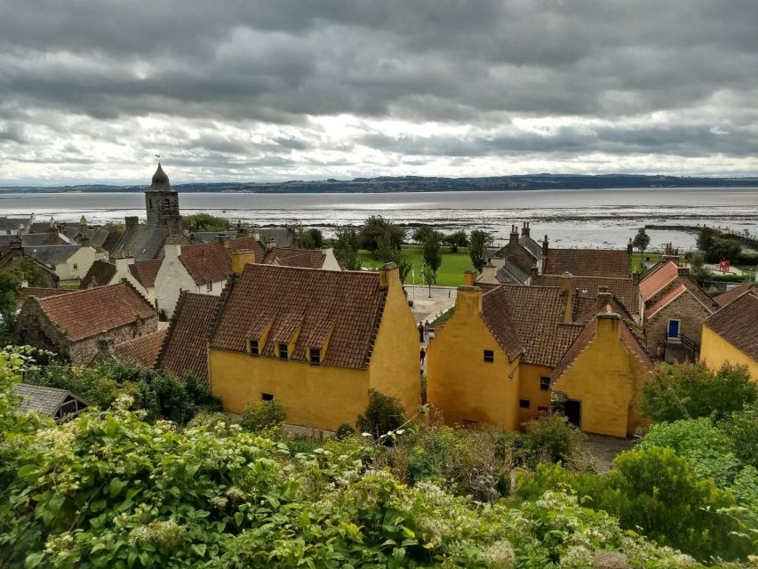 Edinburgh: "Outlander" Filming Locations Guided Tour - Falkland offers 1940s Inverness and Jamie’s ghost
