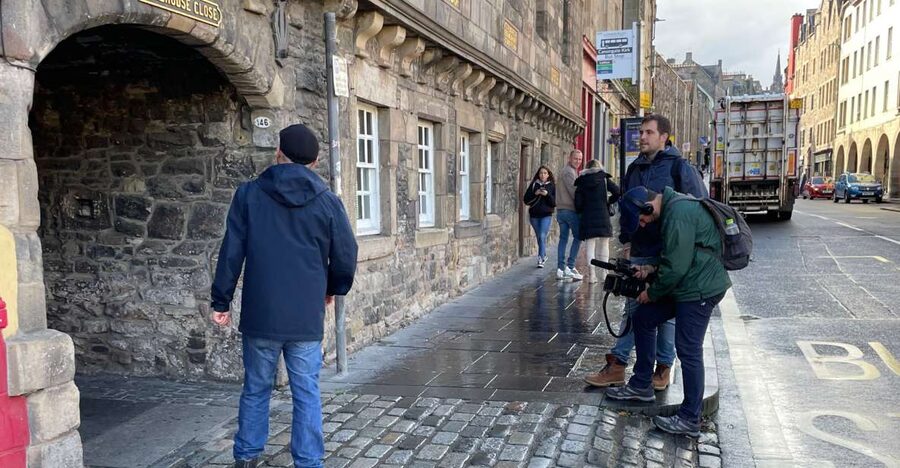 Edinburgh: Outlander Series and Jacobites Walking Tour - What the $22 price really buys you