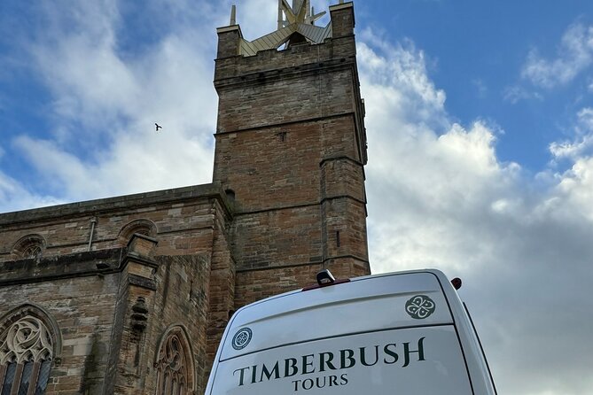 Edinburgh: Private Outlander, Palaces & Jacobite Experience - South Queensferry and the three bridges