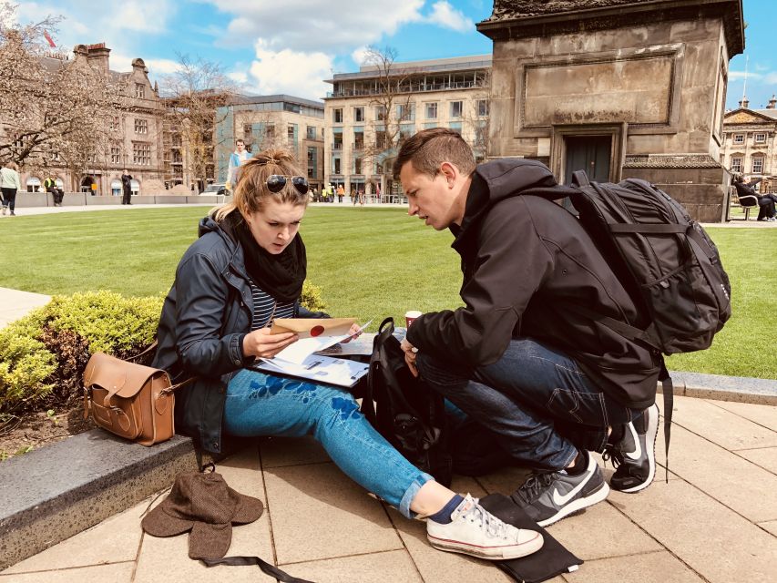 Edinburgh: Private Sherlock Holmes Adventure Tour Challenge - Finishing the case and collecting your keepsake