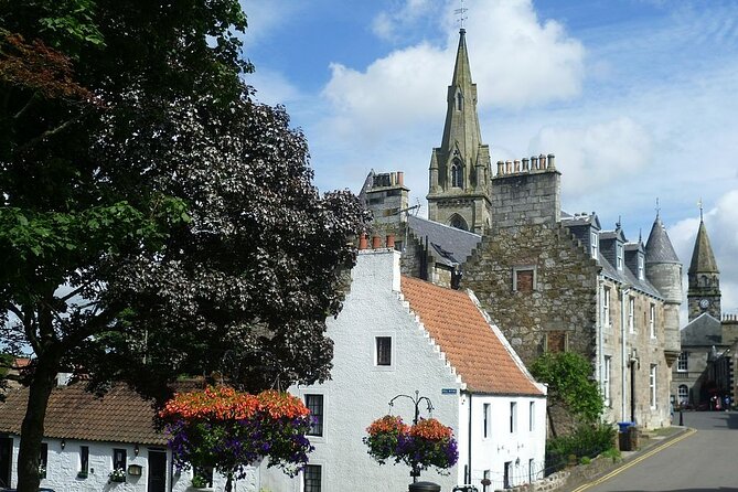 Edinburgh: The Outlander, Palaces & Jacobites Tour - Midhope Castle and Jamie’s Lallybroch