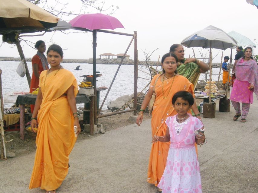 Elephanta Cave Tour with Bollywood Tour - Seeing Bollywood at Work