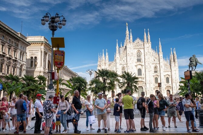 Elevated Ecstasy: Duomo Discovery & Rooftop Marvels! - Who should book this Duomo experience?