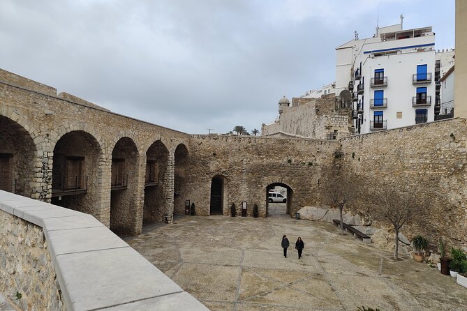 English Tour Peñíscola Game of Thrones and Castle Tickets - Seeing the Artillery Park and Game of Thrones locations