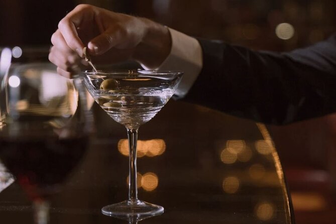 Essential Spy: A JAMES BOND-THEMED Experience IN LONDON - Floris No. 89 on Jermyn Street