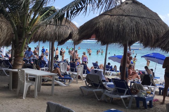 FACILITIES BEACH CLUB For A Day At The Beach At Los Arrecifes Restaurant. - Calm water and a roped swimming area