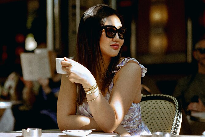 Feel like a star in Paris with photos and a mini movie! - Key details at a glance