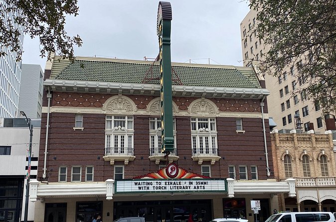 Film Locations & Movie Trivia In Downtown Austin - Willie Nelson’s statue and the final film connections