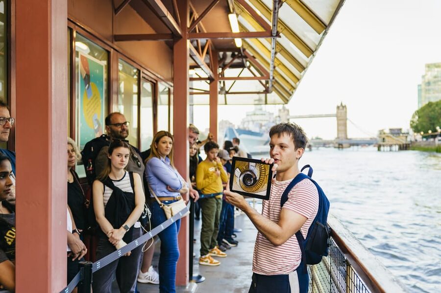 French Language: Original Harry Potter Walking Tour - What $20 gets you
