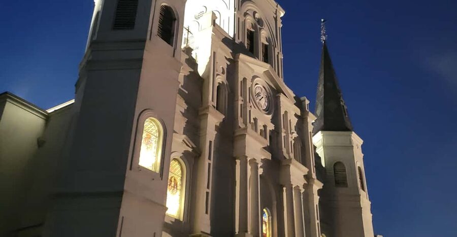 French Quarter: Haunted Hollywood Ghost Tour in New Orleans - The Old Ursuline Convent and vampire lore
